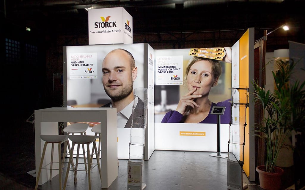 August Storck auf der Connecticum LED Messestand LUMIN8