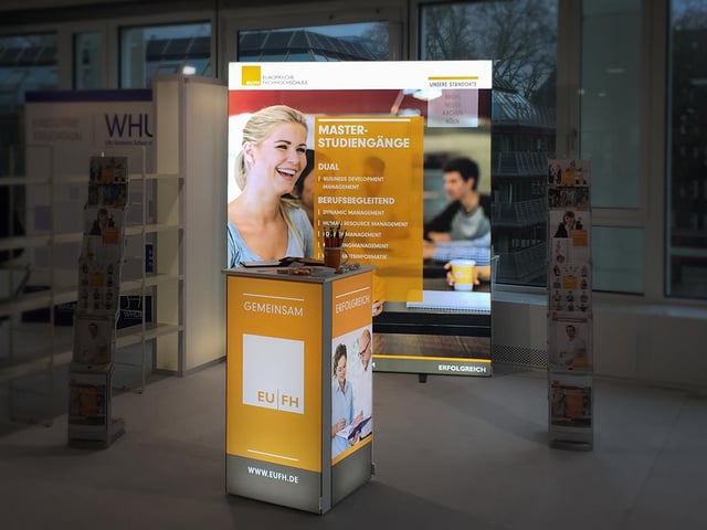 Europäische Fachhochschule Messestand bis 12qm