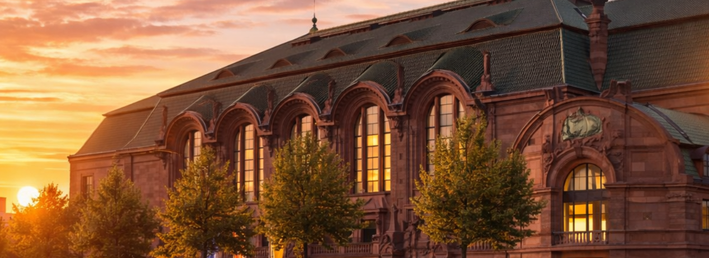 Congress Center Rosengarten in Mannheim an einem Frühlingsabend-1