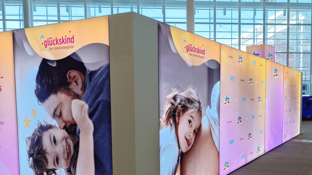 DM Drogerie Markt @ Babini Hamburg 2025 LA_CONCEPT LUMIN8_Messestand LA-CONCEPT