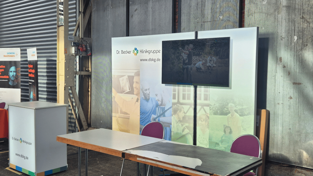 Dr. Becker Klinikgruppe mit LUMIN6_Messestand @ 56. Jahreskongress der Deutschen Gesellschaft für Wehrmedizin LA_CONCEPT wirmachenmesse