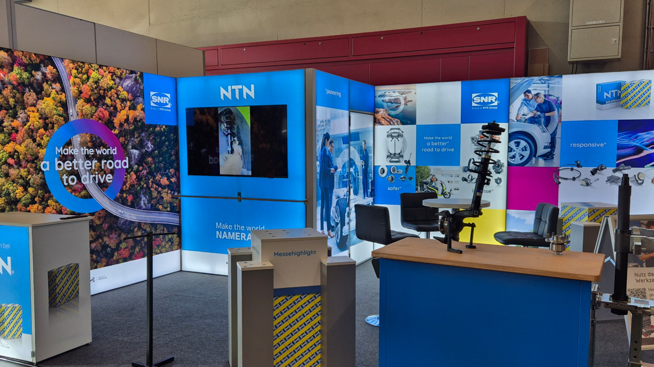 NTN_Wälzlager @ Stahlgruber Leistungsschau in Nürnberg 2025 LA_CONCEPT_GmbH Messestand LUMIN8 LA-CONCEPT LUMIN_8