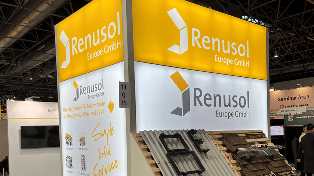 Renusol Europe GmbH @ Solar Solutions 2025 LA-CONCEPT-GmbH-Köln Messestand LUMIN8 wirmachenmesse