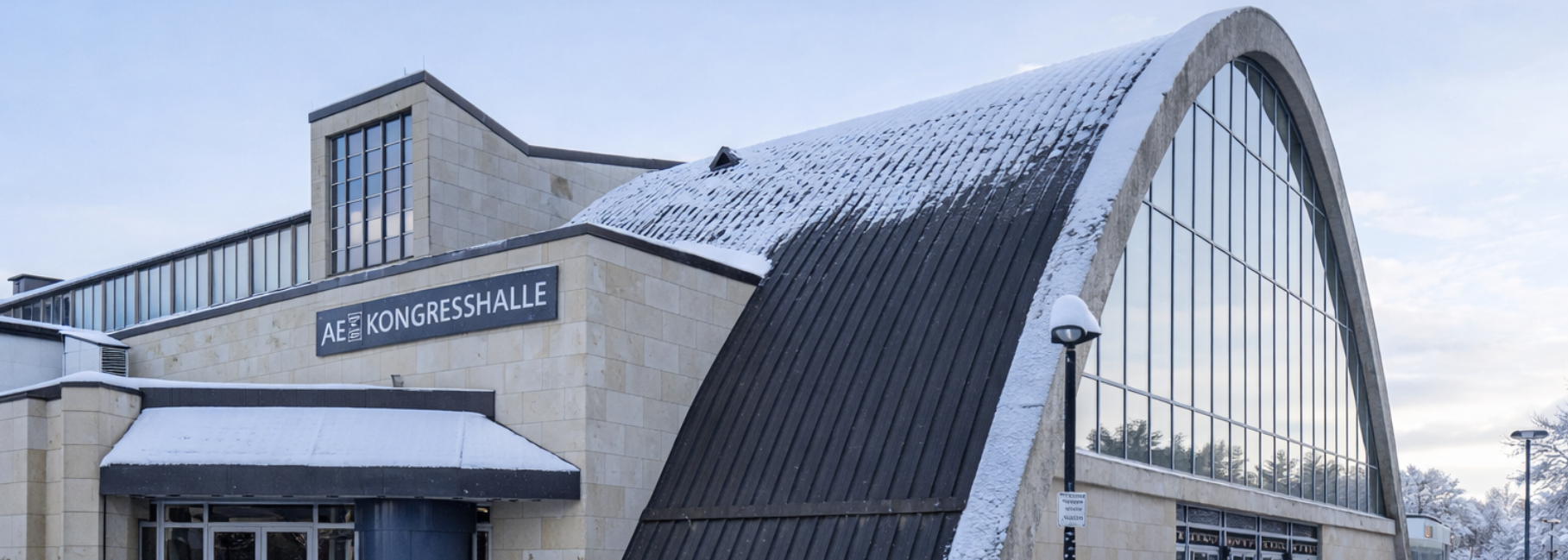 Weser-Ems-Hallen in Oldenburg im Winter