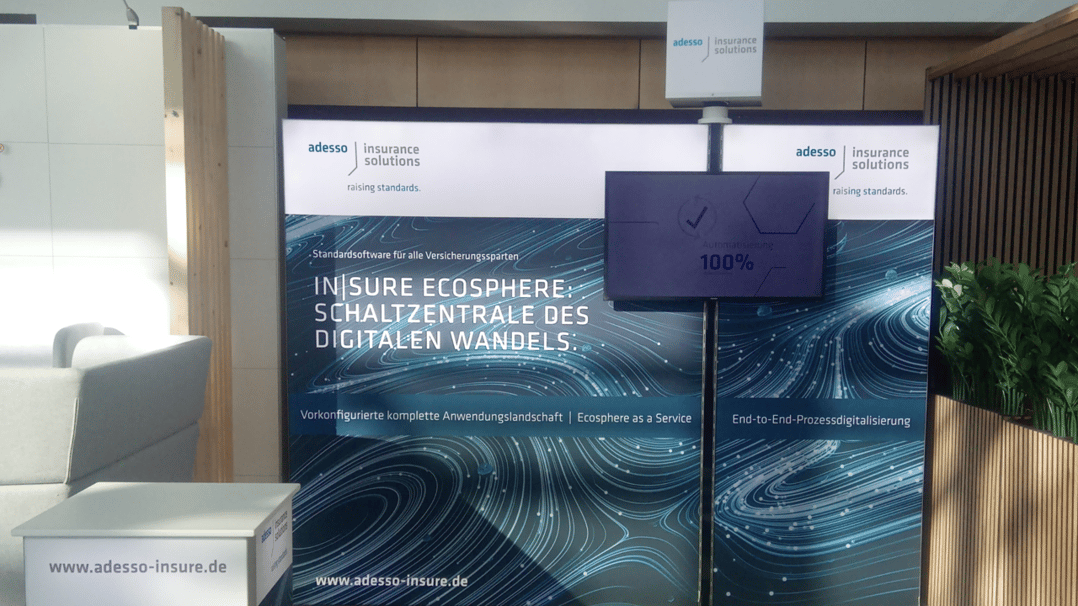 adesso_insurance_solutions_GmbH @ Messekongress_Schadenmanagement_2025 Messestand LA_CONCEPT