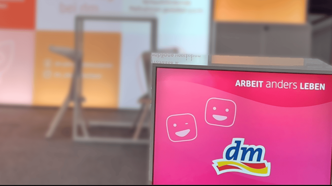 dm-drogerie markt LUMIN8_Messestand LA-CONCEPT-GmbH-Köln