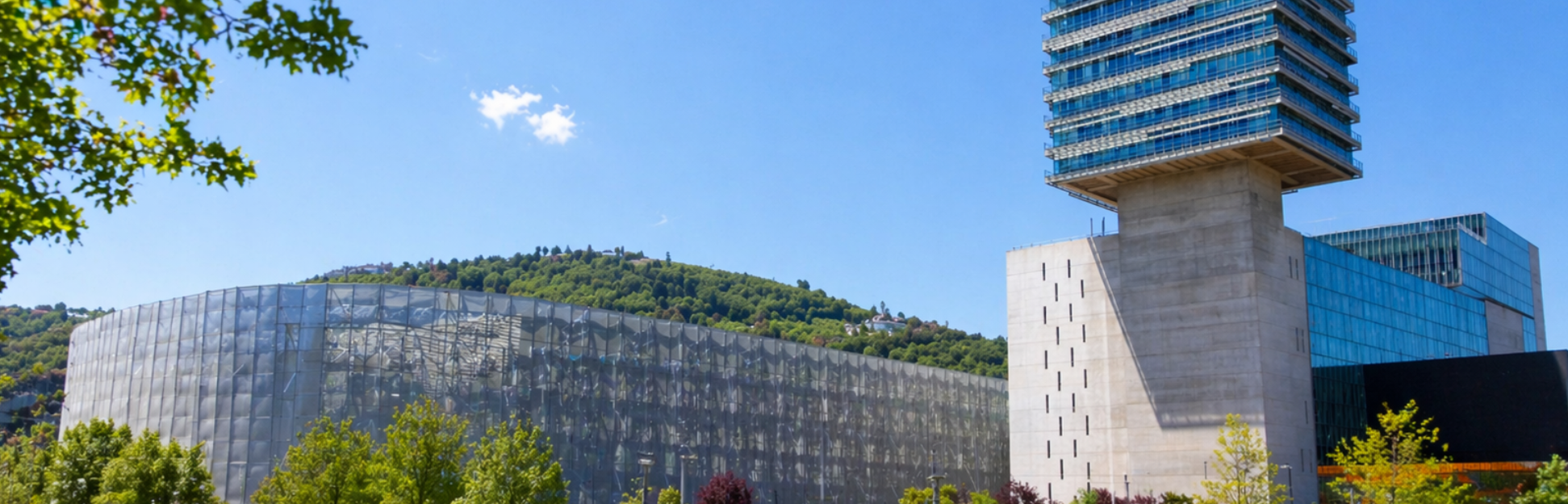 Bilbao Exhibition Centre an einem Frühlingstag